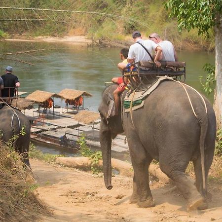 Oyo 75308 Pea Najan Home Resort Ban Huai Maenam Noi Zewnętrze zdjęcie